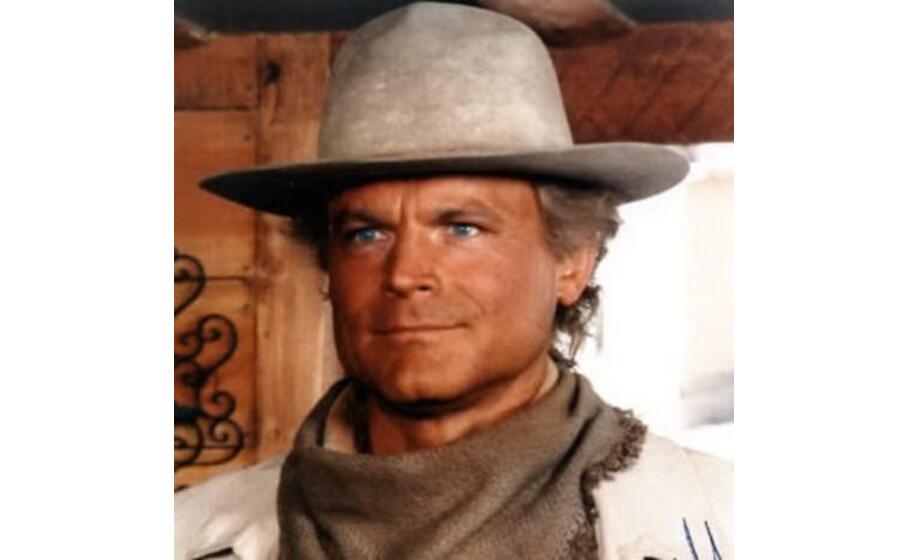 Da Trinità a Don Matteo, Terence Hill compie 70 anni - L ...