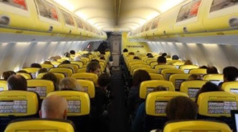 Quanti Posti Ha Un Aereo Ryanair