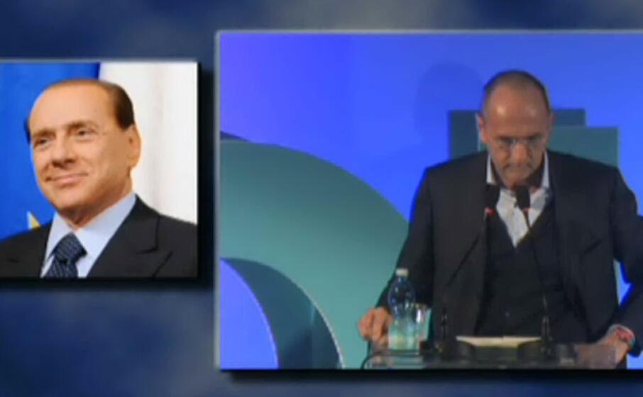 berlusconi in collegamento