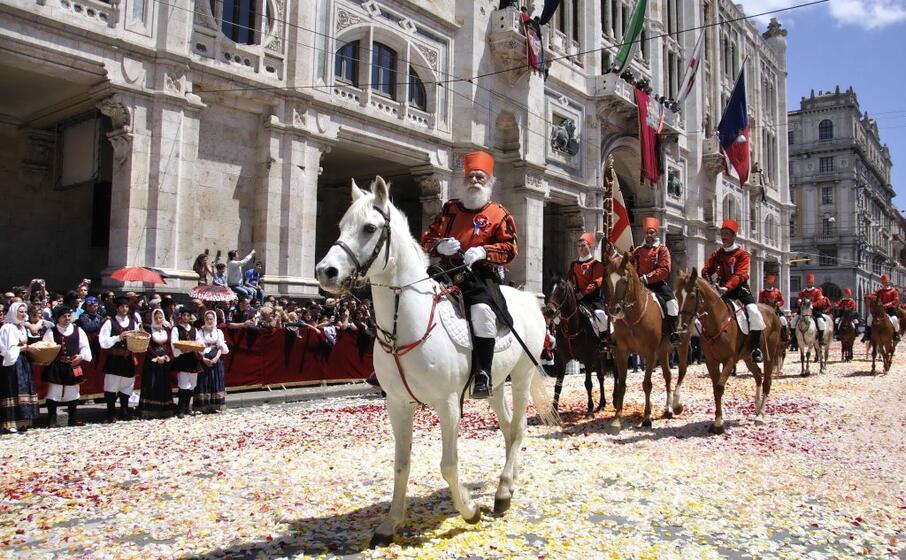 un momento della festa di sant efisio
