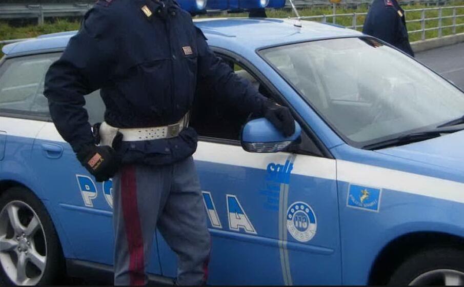 polizia (foto di repertorio)