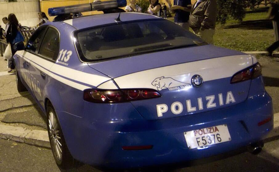 un auto della polizia