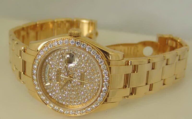 Principessa araba scippata del Rolex d'oro e diamanti - L'Unione Sarda.it