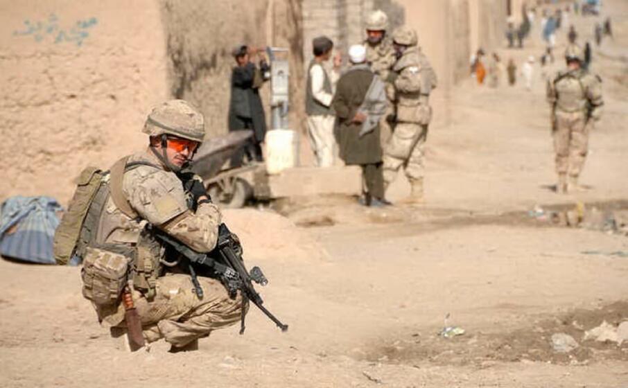 soldati nato in afghanistan