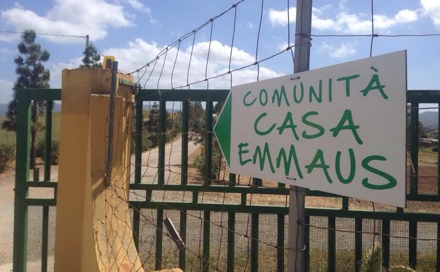 casa emmaus