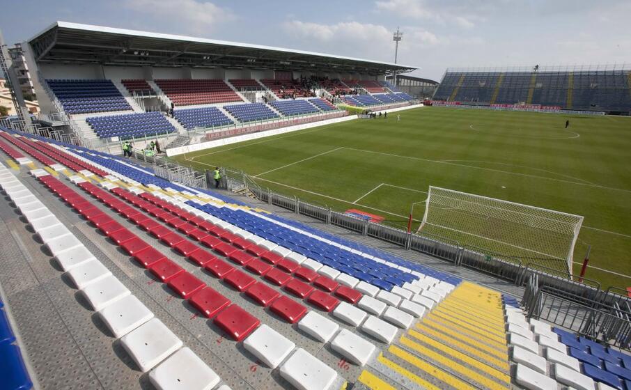 lo stadio di is arenas prima della decadenza