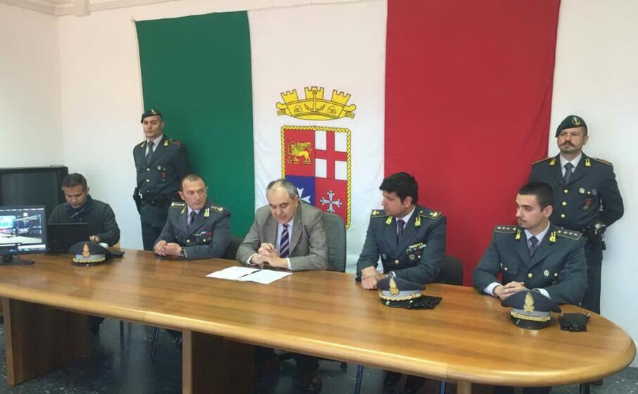 la conferenza della guardia di finanza