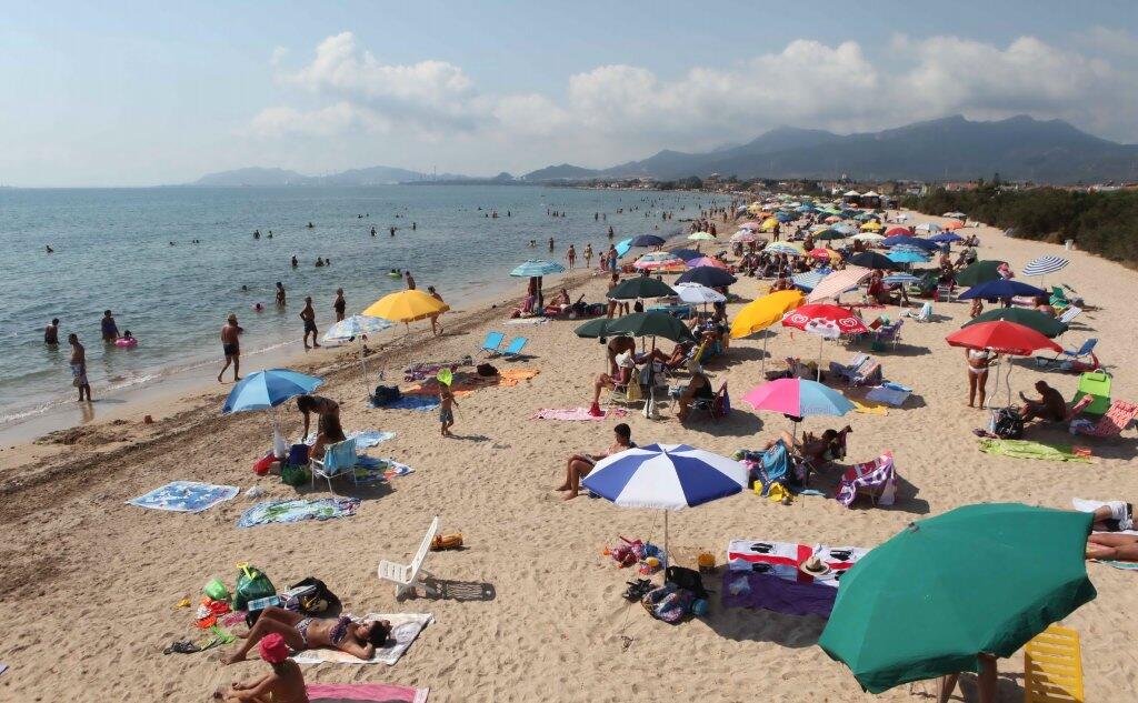 Maddalena Spiaggia Non E Un Immondezzaio Il Comune Di Capoterra Replica A Legambiente L Unione Sarda It derichebourg capoterra calendario 2021