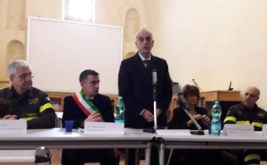 il sindaco pisano con il sottosegretario bocci