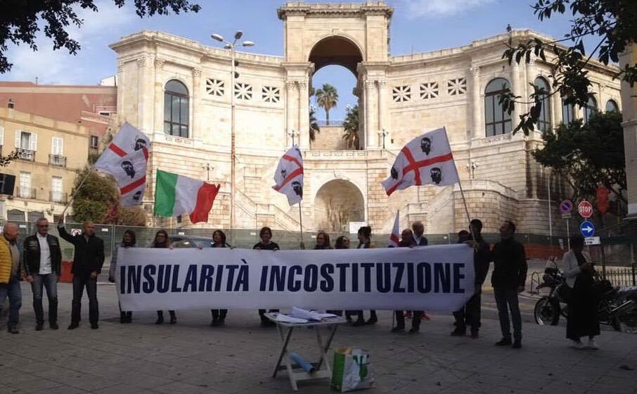 e non poteva mancare cagliari