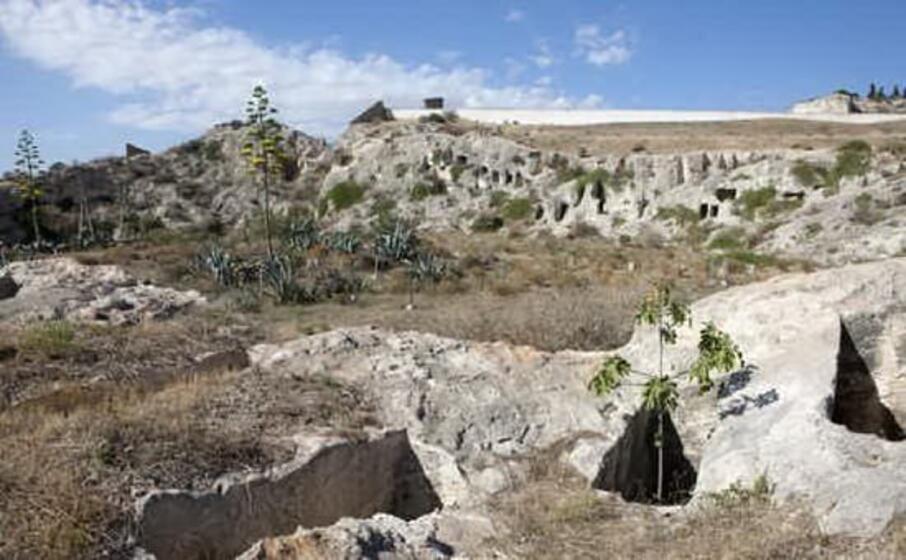 la necropoli di tuvixeddu