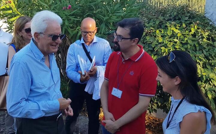 la vacanza sarda del presidente mattarella ospite dell ammiragliato alla maddalena per dieci giorni (foto da facebook)