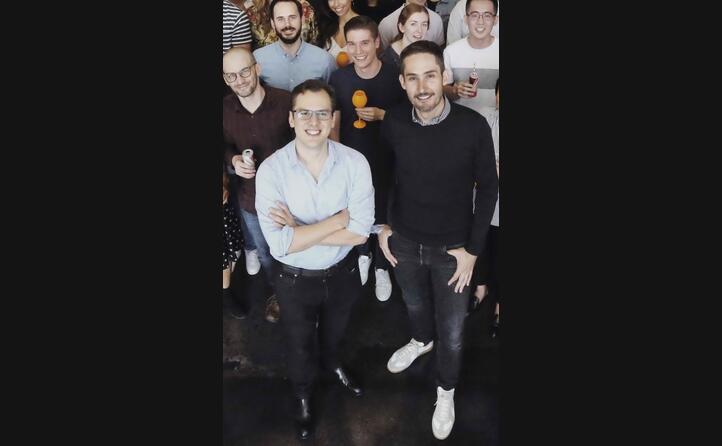 ancora kevin systrom qui con l altro fondatore di instagram mike krieger (ansa)
