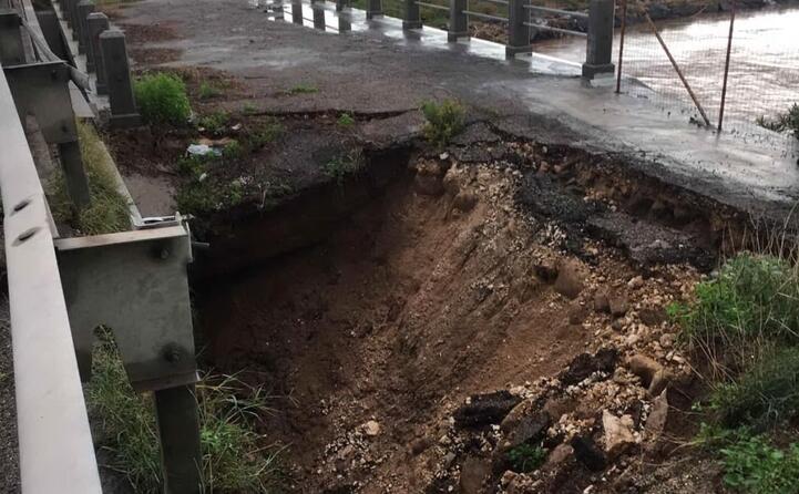 maltempo in sardegna il ponte del fascio della 195 (foto l unione sarda)