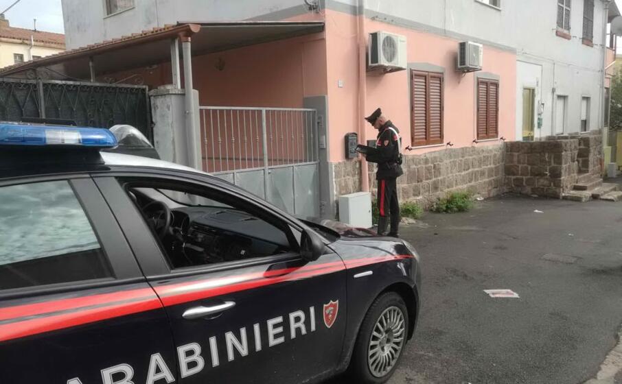 i militari a carbonia (foto carabinieri)