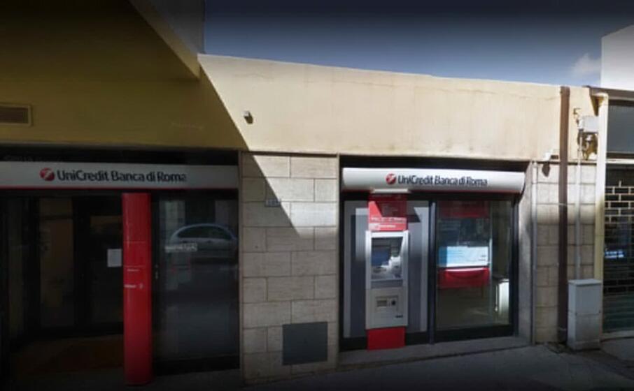 Tentata Rapina In Banca A Sanluri Ma Era Un Falso Allarme