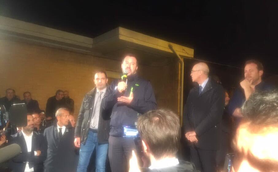 il comizio di salvini a tortol (foto roberto antonello secci)