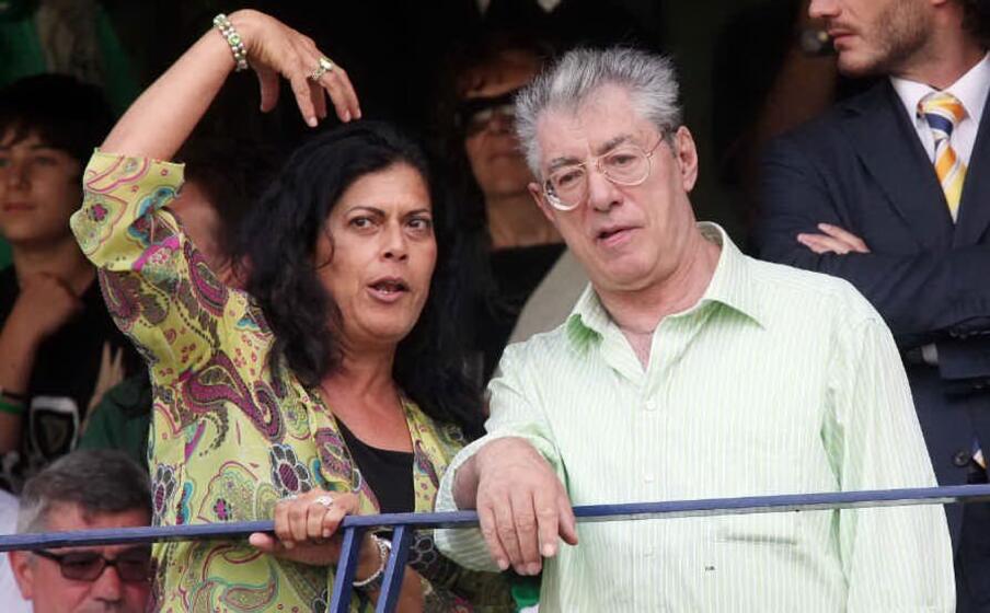 rosi mauro e umberto bossi nel giugno 2009 (ansa)