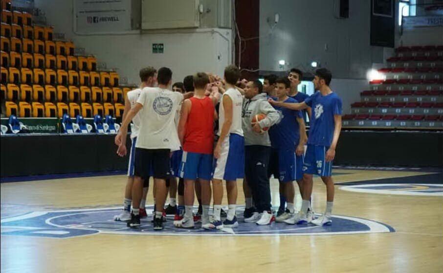 la dinamo under 18 (foto giampiero marras)