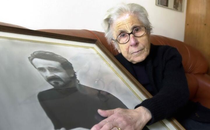 viene ucciso all et di 30 anni il mandante del suo omicidio il capomafia gaetano badalamenti (ansa)