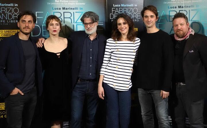 gli attori del film su de andr principe libero