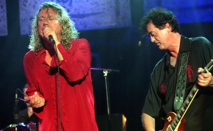 composta da robert plant jimmy page john paul jones e john bonham