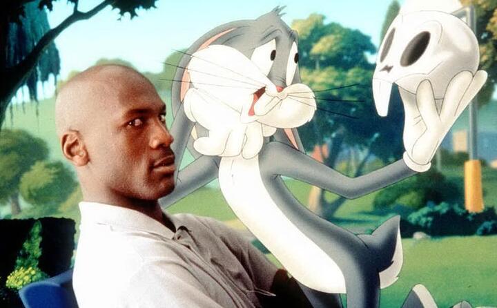 nel 1996 recita in space jam della warner bros