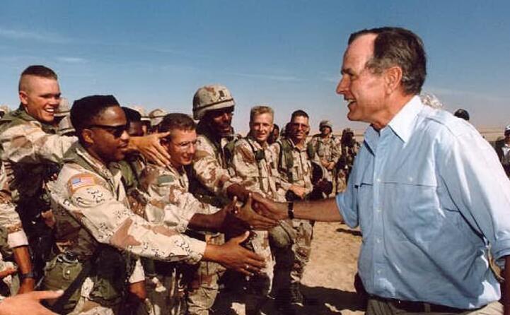 george h w bush si attiene alle regole dell onu