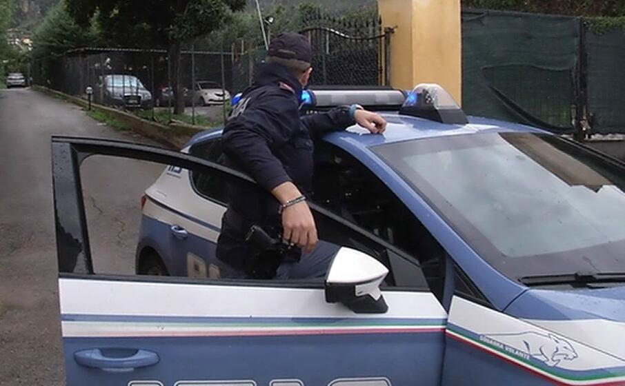 la squadra mobile (ansa)
