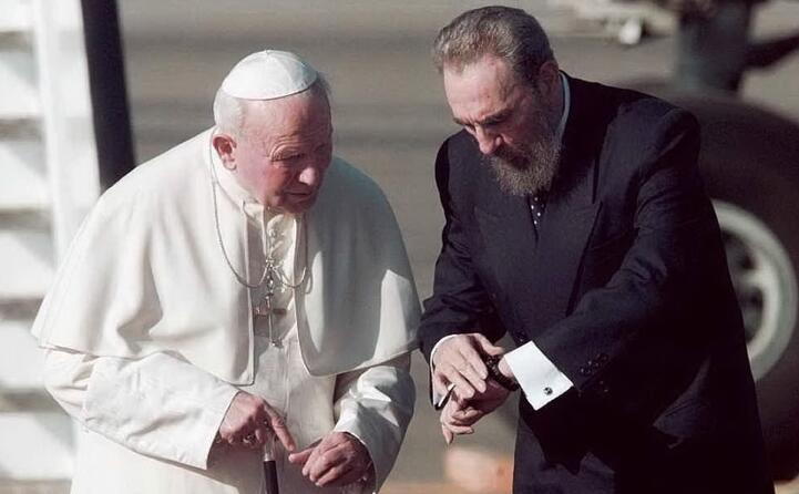 il santo padre porta un messaggio di speranza e di coesione nei confornti dell isola caraibica