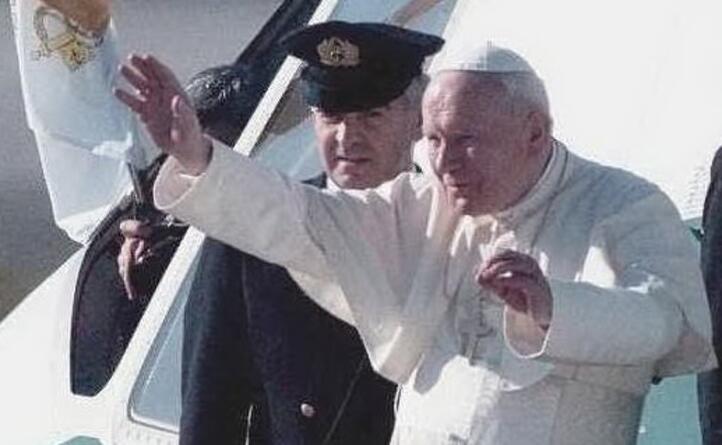 si tratta della prima grande manifestazione cattolica a cuba dai tempi della rivoluzione