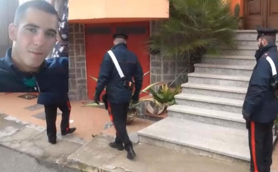 i rilievi dei carabinieri e nel riquadro diego baltolu (archivio l unione sarda)