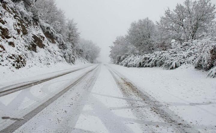 le strade innevate di teti
