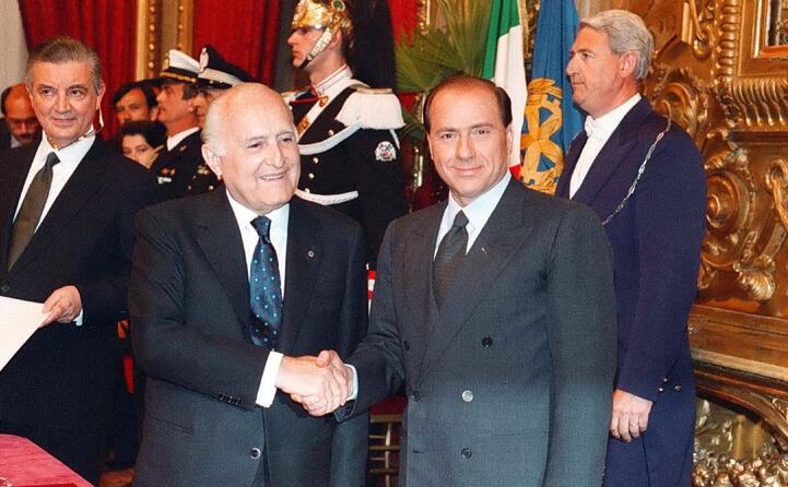 giura da presidente del consiglio davanti a scalfaro con cui non avr un buon rapporto