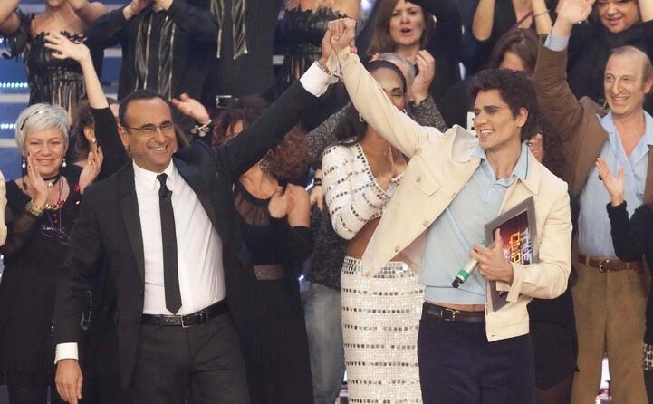 attilio fontana nei panni di tenco vince il tale e quale show edizione 2013 (ansa)