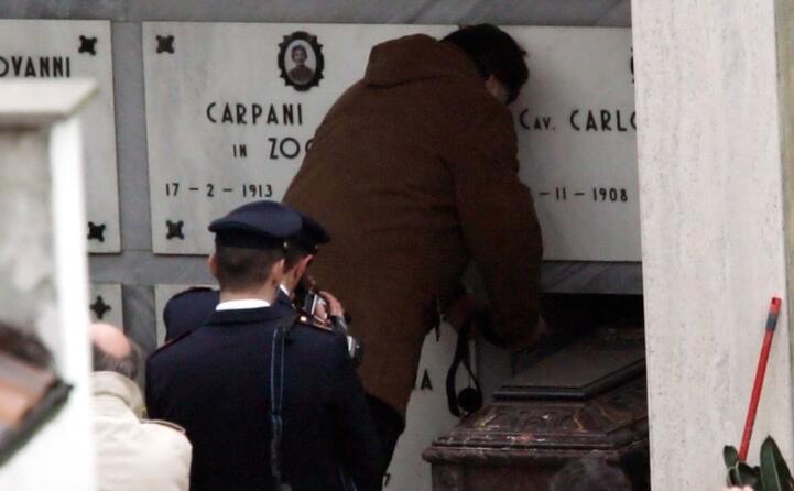 la salma stata riesumata nel 2006 non era mai stata effettuata l autopsia