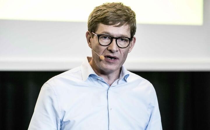 l attuale ceo dell azienda niels b christiansen