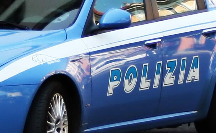 polizia (archivio l unione sarda)