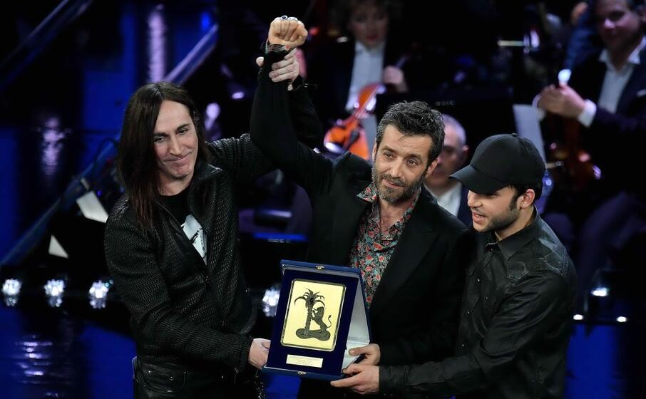 silvestri vince il premio mia martini