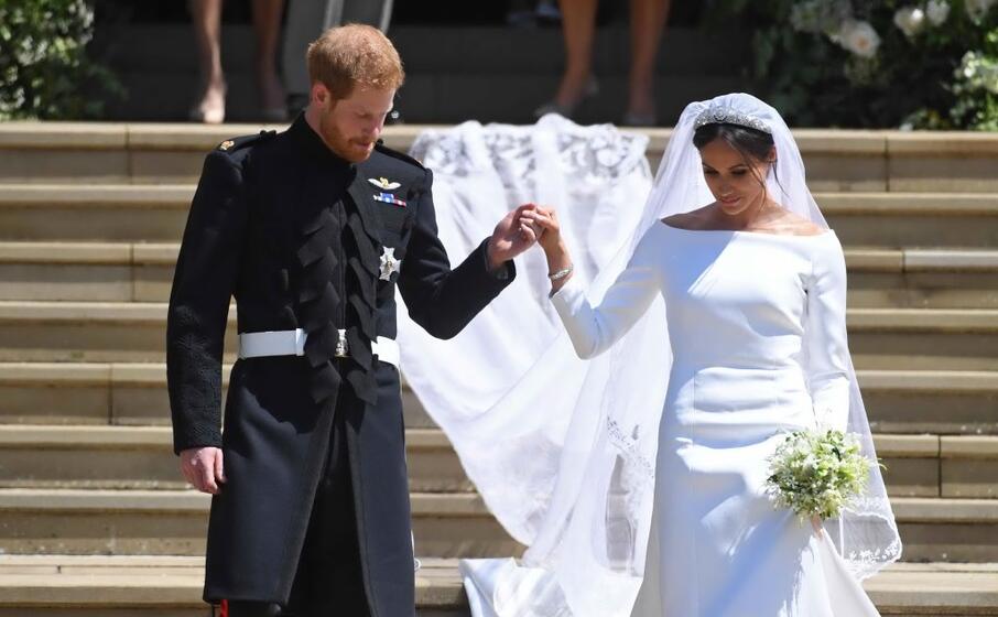 meghan markle e il principe harry al matrimonio (ansa)