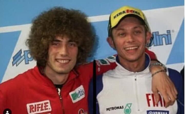 con l amico marco simoncelli (foto instagram)