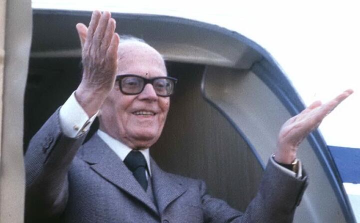 accaddeoggi il 24 febbraio 1990 muore sandro pertini