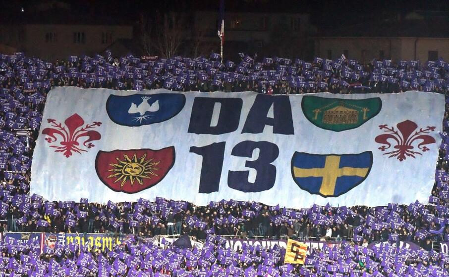 il ricordo allo stadio di firenze