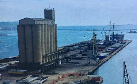 i silos (foto l unione sarda piras)