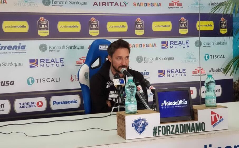 coach pozzecco (foto dinamo sassari)