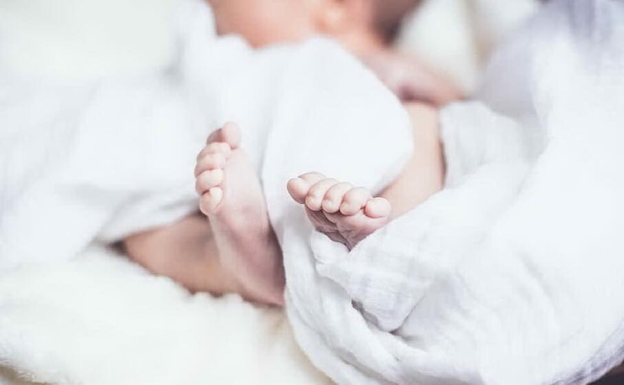 un neonato (foto pixabay)
