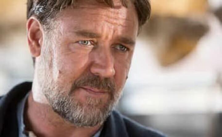 crowe nel 2005 viene arrestato per aver aggredito un impiegato di un albergo