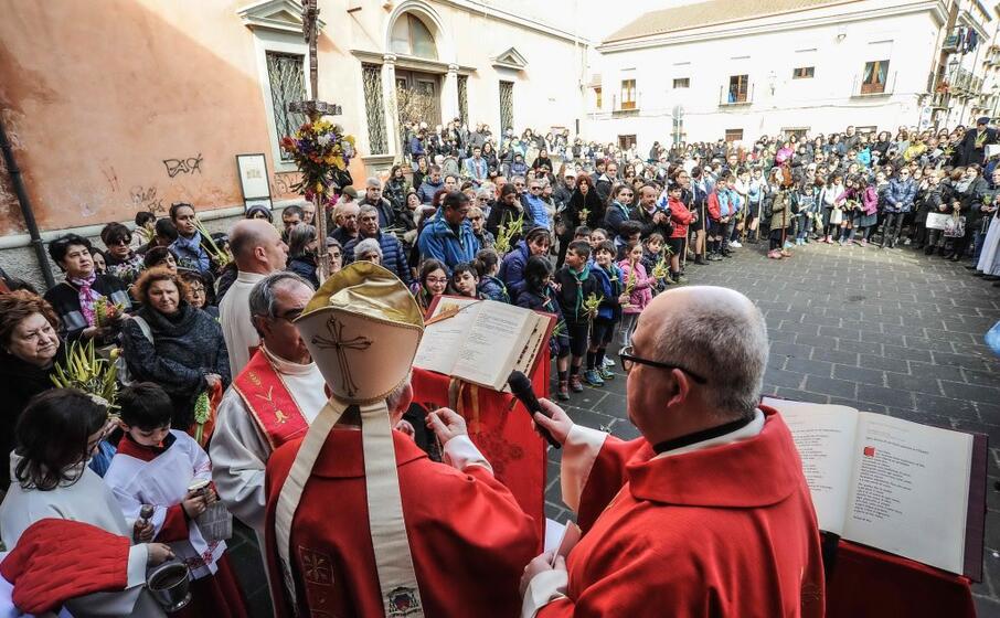 la benedizione apre la settimana santa iglesiente