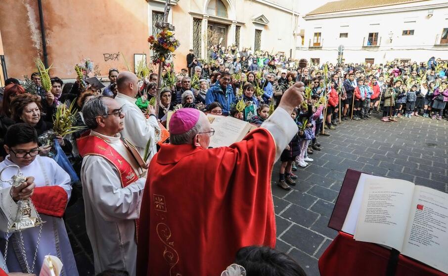 zedda durante la messa solenne