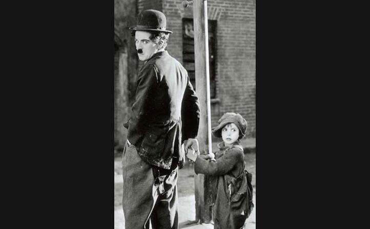diventa una star del cinema mondiale con il monello uscito nel 1921 (foto wikipedia)